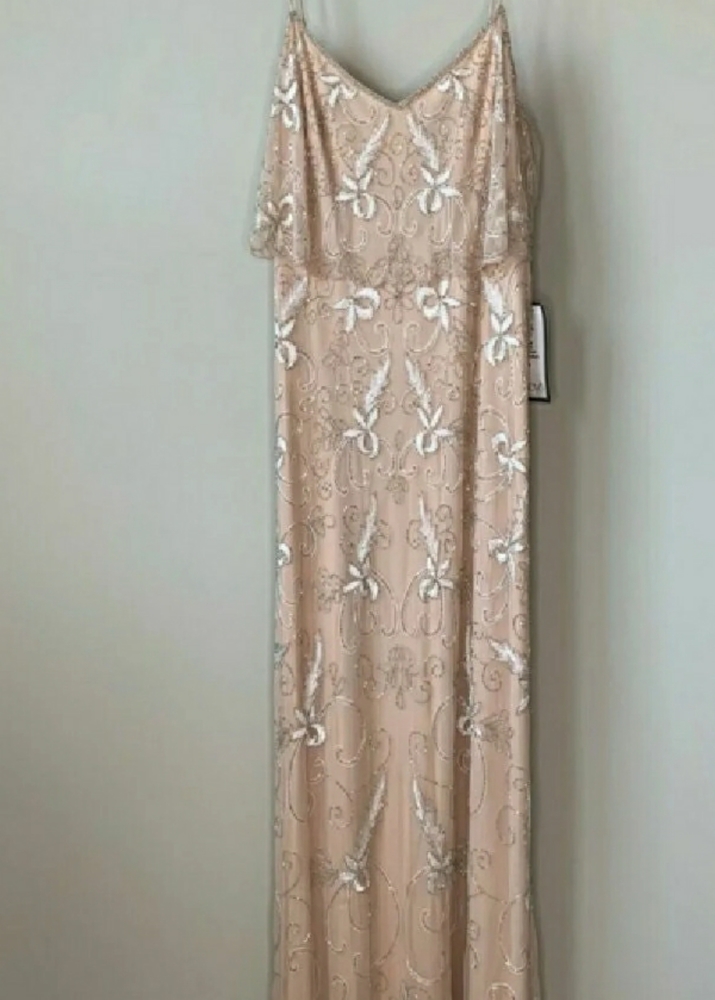 NWT SIZE 14 ADRIANNA PAPELL WOMEN'S FLORAL EMBELLISHED BEADED BODIC GOWN